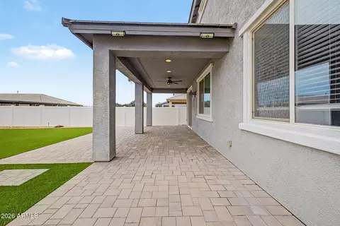 Exterior - 2436 E Saint Catherine Ave, Phoenix, AZ 85042 photo 4 of 12