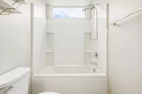 Bath - 2436 E Saint Catherine Ave, Phoenix, AZ 85042 photo 4 of 5