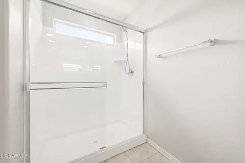 Bath - 2436 E Saint Catherine Ave, Phoenix, AZ 85042 photo 2 of 5