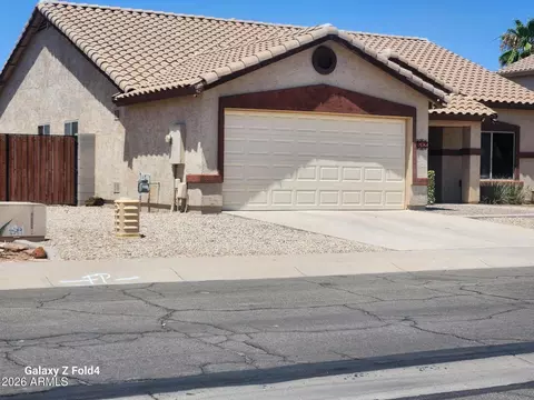 642 E Racine Pl, Casa Grande, AZ 85122