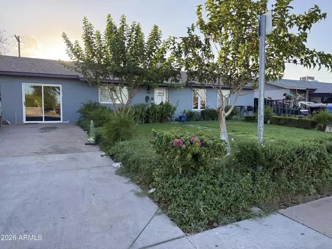 Exterior - 2922 N 39th Ave W, Phoenix, AZ 85019 photo 5 of 5