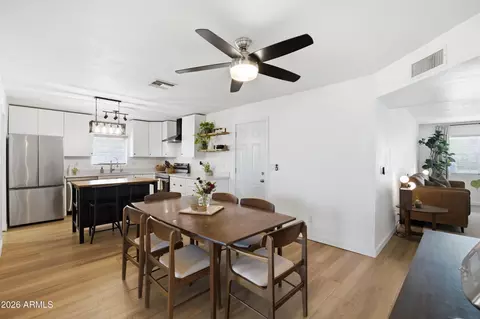 Dining - 706 N Cedar St, Gilbert, AZ 85233 photo 2 of 3
