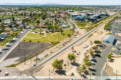 View/Area - 706 N Cedar St, Gilbert, AZ 85233 photo 7 of 8