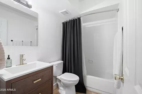 Bath - 706 N Cedar St, Gilbert, AZ 85233 photo 1 of 2