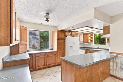 Kitchen - 8738 S Sharps Rd, Globe, AZ 85501 photo 1 of 2