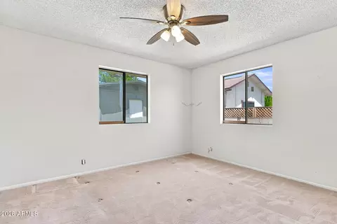 Bedroom - 8738 S Sharps Rd, Globe, AZ 85501 photo 3 of 5