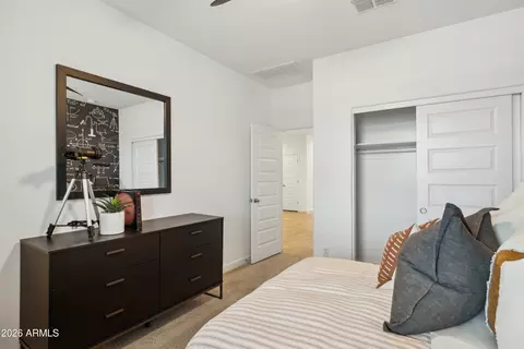 Bedroom - 2704 W Sentiero Ave, Apache Junction, AZ 85120 photo 5 of 10