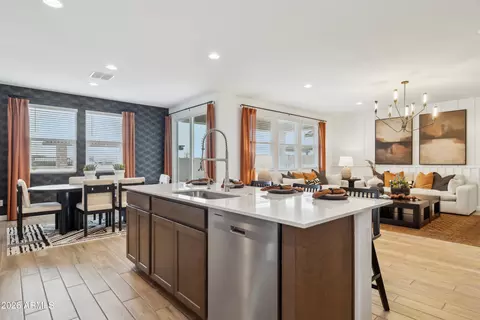 Kitchen - 2704 W Sentiero Ave, Apache Junction, AZ 85120 photo 2 of 2