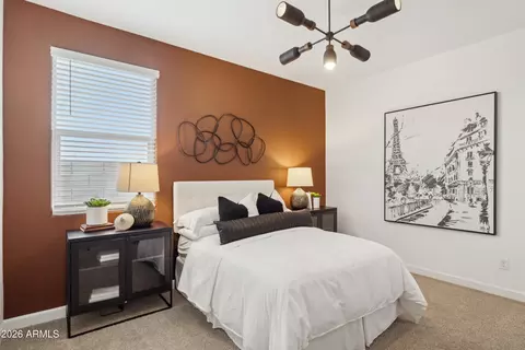 Bedroom - 2704 W Sentiero Ave, Apache Junction, AZ 85120 photo 9 of 10