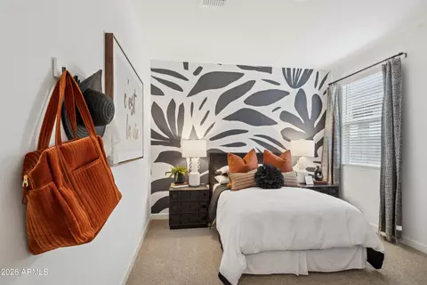 Bedroom - 2704 W Sentiero Ave, Apache Junction, AZ 85120 photo 7 of 10
