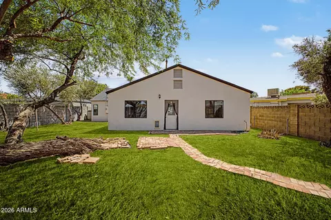 Exterior - 4302 N 18 Pl, Phoenix, AZ 85016 photo 10 of 12