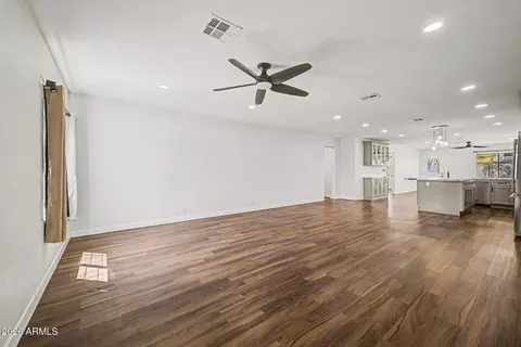 Living - 4302 N 18 Pl, Phoenix, AZ 85016 photo 1 of 6