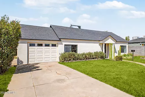 Exterior - 4302 N 18 Pl, Phoenix, AZ 85016 photo 3 of 12