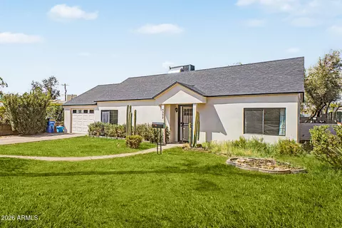 Exterior - 4302 N 18 Pl, Phoenix, AZ 85016 photo 7 of 12