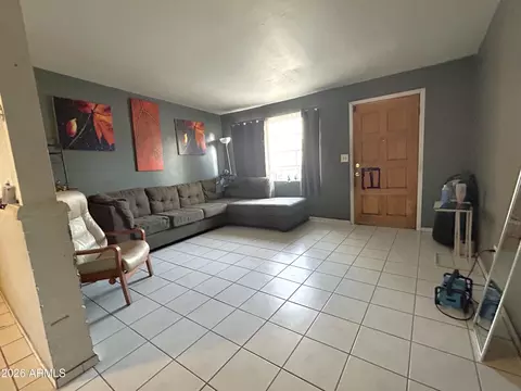 2312 E Nancy Ln, Phoenix, AZ 85042 photo 2