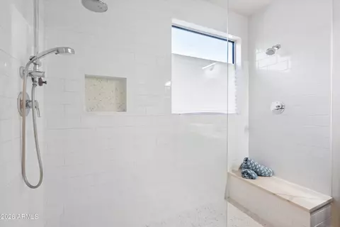 Bath - 3433 E Santa Fe Ln, Gilbert, AZ 85297 photo 3 of 3