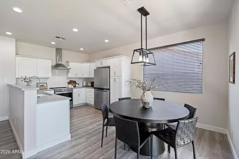 Dining - 3433 E Santa Fe Ln, Gilbert, AZ 85297 photo 2 of 2