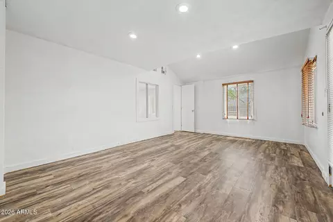 Living - 1722 S 7th Ave, Phoenix, AZ 85007 photo 1 of 6