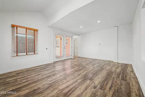Living - 1722 S 7th Ave, Phoenix, AZ 85007 photo 3 of 6