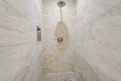 Bath - 1722 S 7th Ave, Phoenix, AZ 85007 photo 2 of 3