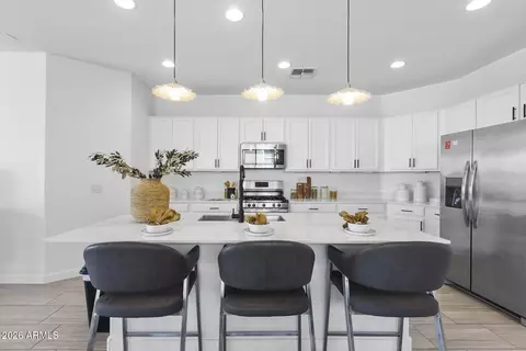 Kitchen - 1232 E Irwin Ave, Phoenix, AZ 85042 photo 6 of 6