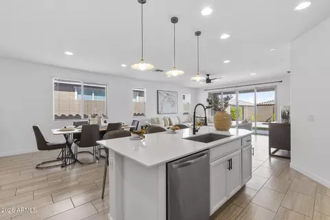 Kitchen - 1232 E Irwin Ave, Phoenix, AZ 85042 photo 3 of 6