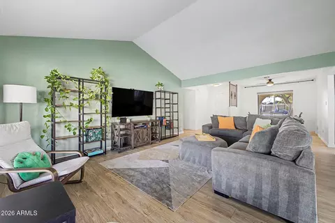 Living - 2415 W Dailey St, Phoenix, AZ 85023 photo 1 of 5