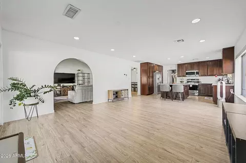 Other - 2415 W Dailey St, Phoenix, AZ 85023 photo 2 of 7
