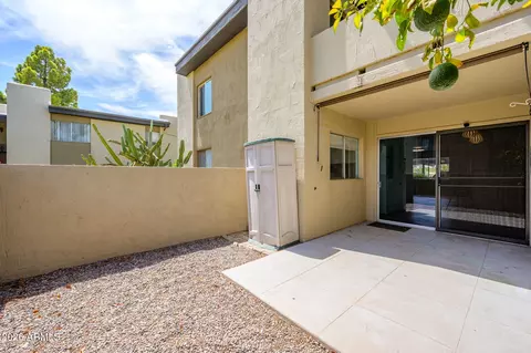 Exterior - 4201 E Camelback Rd #31, Phoenix, AZ 85018 photo 4 of 11