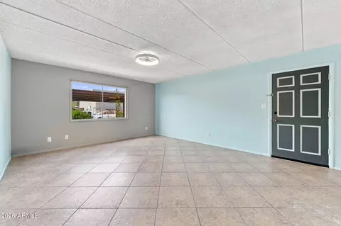 Living - 4201 E Camelback Rd #31, Phoenix, AZ 85018 photo 2 of 4
