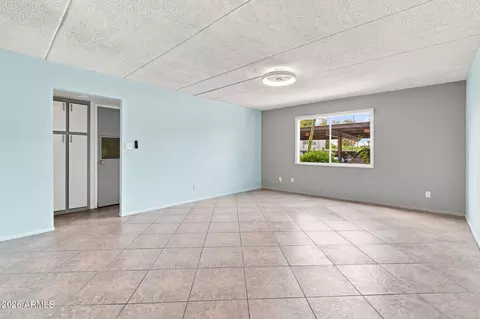 Living - 4201 E Camelback Rd #31, Phoenix, AZ 85018 photo 4 of 4