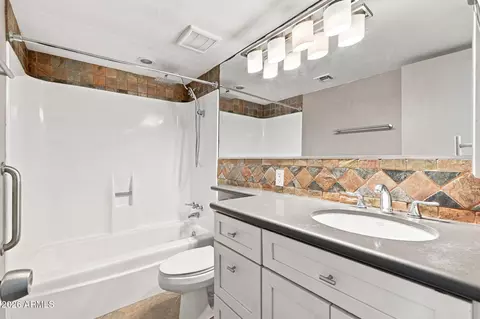 Bath - 4201 E Camelback Rd #31, Phoenix, AZ 85018 photo 2 of 2