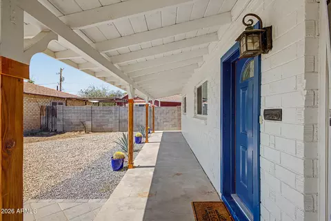 Exterior - 6836 N 33rd Dr, Phoenix, AZ 85017 photo 3 of 9