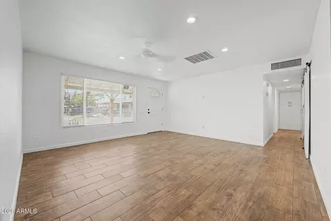 Living - 6836 N 33rd Dr, Phoenix, AZ 85017 photo 2 of 4