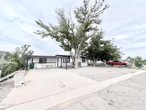 111 E Navajo St, Huachuca City, AZ 85616