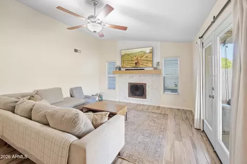 Living - 155 W Wagoner Rd, Phoenix, AZ 85023 photo 1 of 1