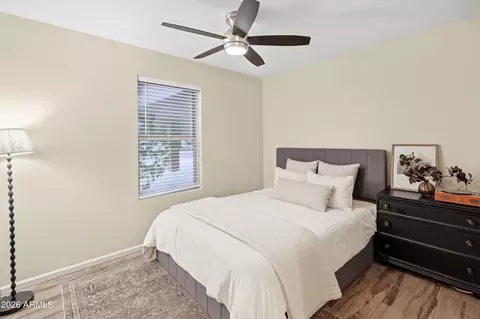 Bedroom - 155 W Wagoner Rd, Phoenix, AZ 85023 photo 3 of 3