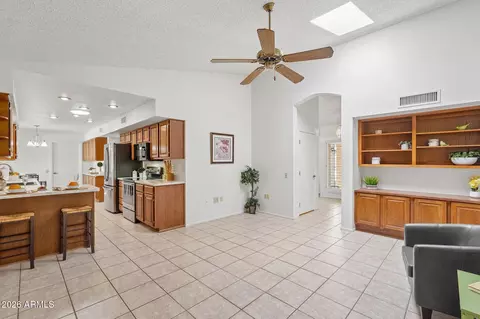 17819 N 136th Ct, Sun City West, AZ 85375
