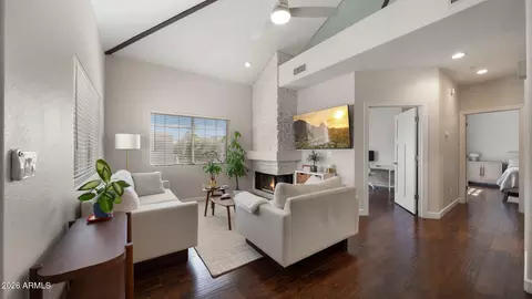 7710 E Gainey Ranch Rd #211, Scottsdale, AZ 85258