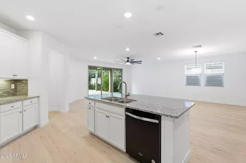 Other - 3934 E Constitution Dr, Gilbert, AZ 85296 photo 5 of 9