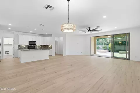 Living - 3934 E Constitution Dr, Gilbert, AZ 85296 photo 4 of 4