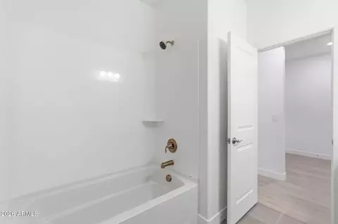 Bath - 3934 E Constitution Dr, Gilbert, AZ 85296 photo 3 of 3