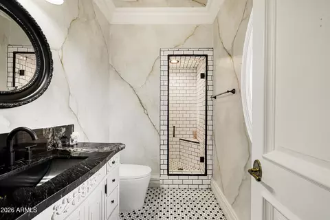 Bath - 641 E San Pedro Ave, Gilbert, AZ 85234 photo 4 of 6