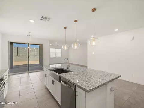 Kitchen - 30583 W Hackberry Ln, Buckeye, AZ 85396 photo 6 of 6