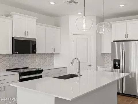 7413 E Tintype Rd, San Tan Valley, AZ 85143