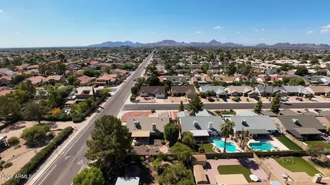 View/Area - 4352 E Blanche Dr, Phoenix, AZ 85032 photo 10 of 21