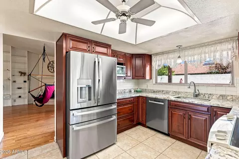 Kitchen - 4352 E Blanche Dr, Phoenix, AZ 85032 photo 2 of 5