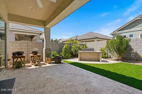 Exterior - 4252 E John St, Gilbert, AZ 85295 photo 4 of 10
