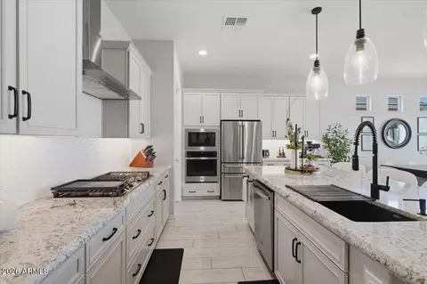 Kitchen - 4252 E John St, Gilbert, AZ 85295 photo 4 of 8