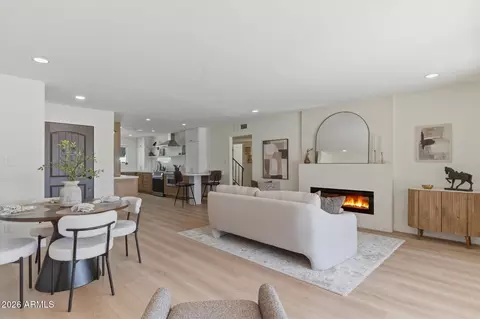 7637 E Thornwood Dr, Scottsdale, AZ 85251